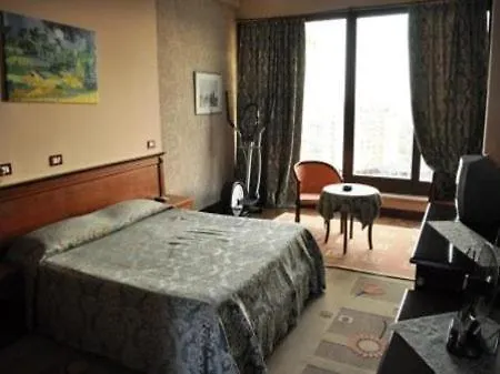 Hotel Collaku Lushnjë 3*,  Albania